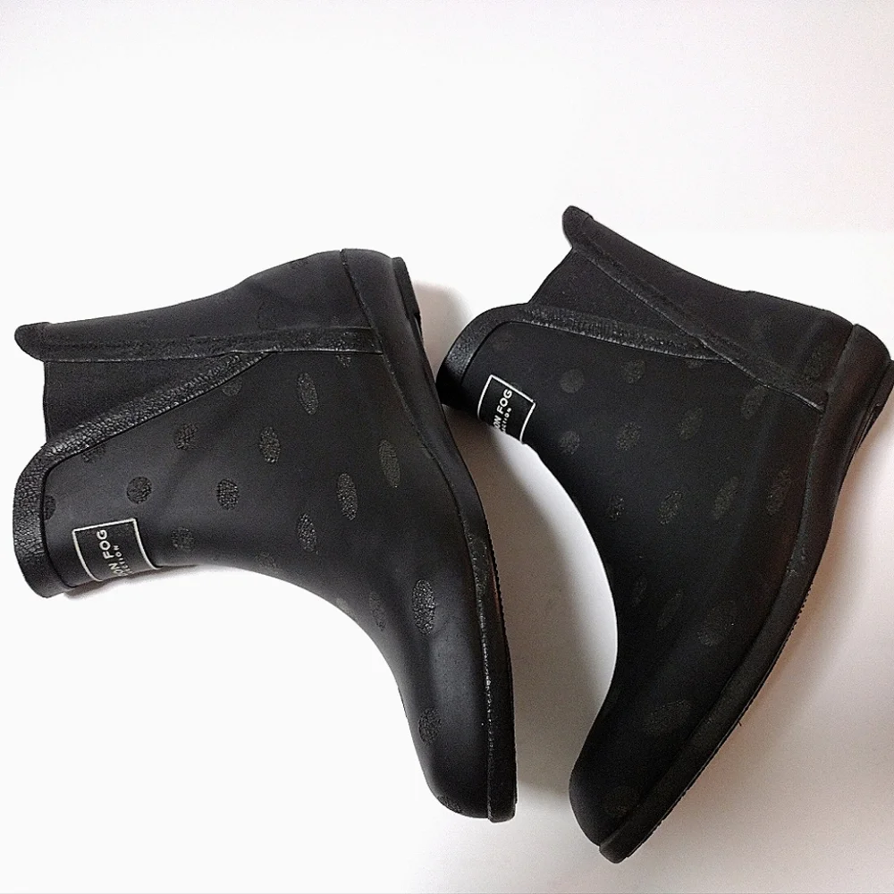 London Fog Women's Piccadilly Rain Ankle Pull On Waterproof Boots Black Dots